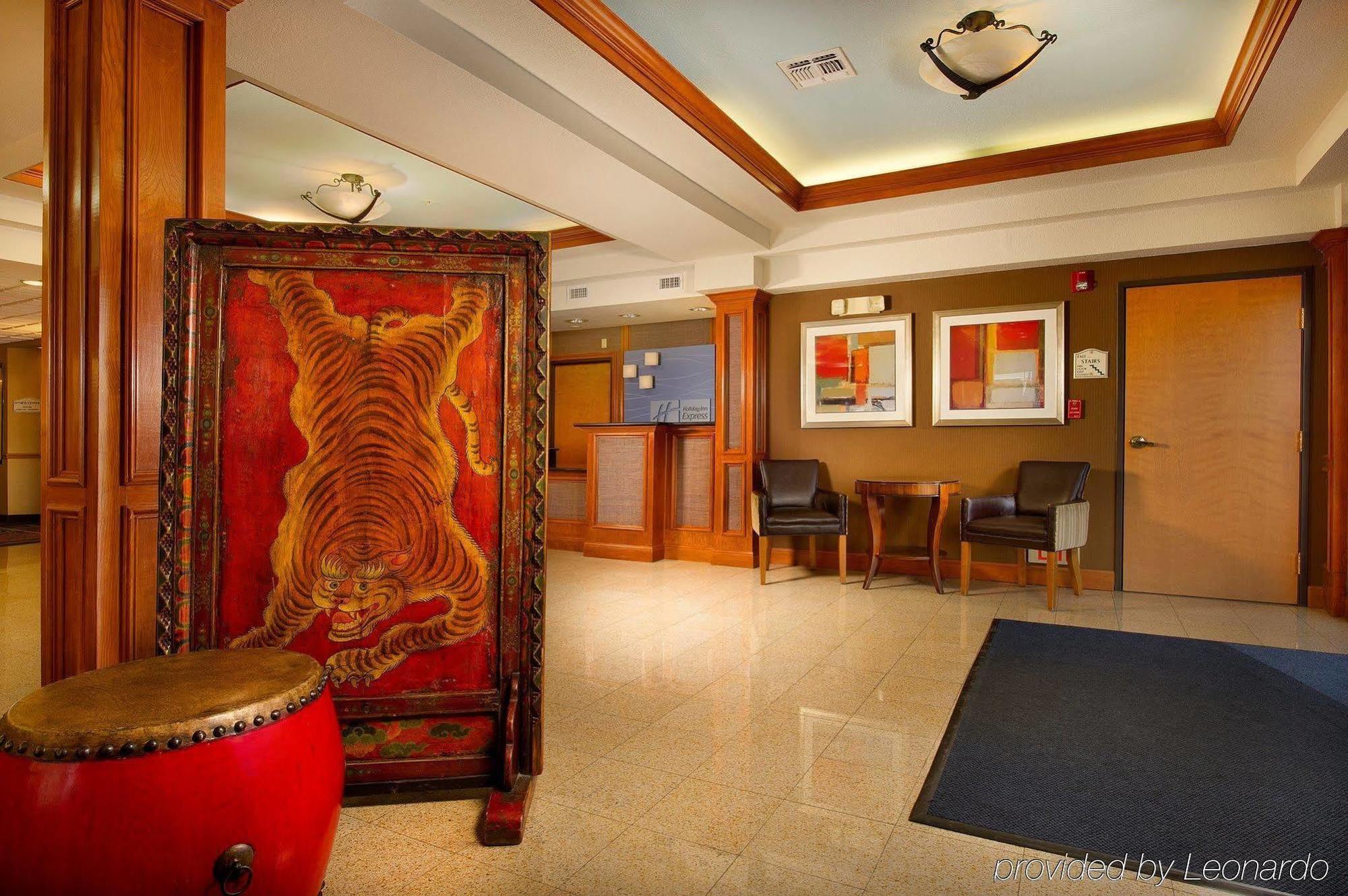 Holiday Inn Express & Suites San Antonio - Downtown Market Area By Ihg Ngoại thất bức ảnh